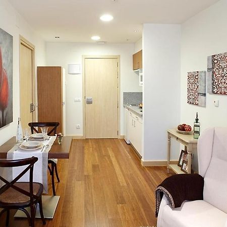 Aparthotel Ovida Οβιέδο Δωμάτιο φωτογραφία