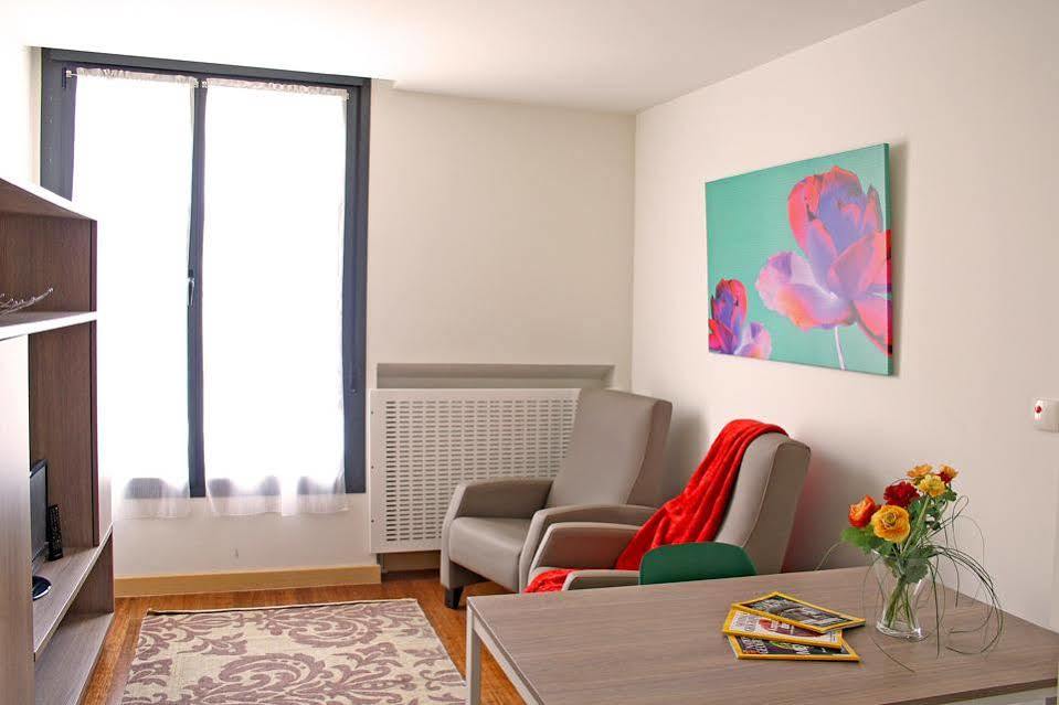 Aparthotel Ovida Οβιέδο Εξωτερικό φωτογραφία